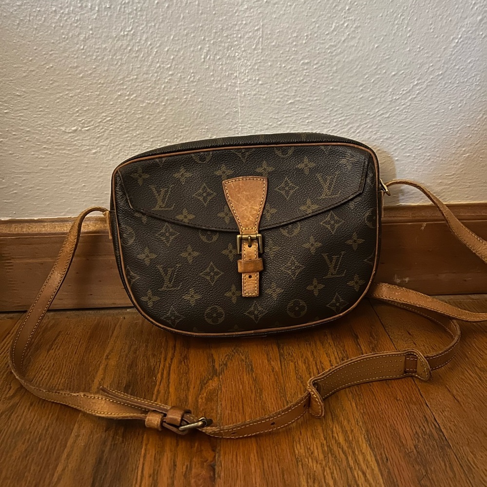 Authentic Louis Vuitton Jeune Fille